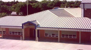 Top Metal Roof Contractors Oklahoma | Metal roofs make things better
